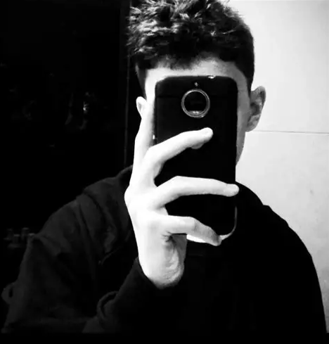 <em>Sebastián M.</em>